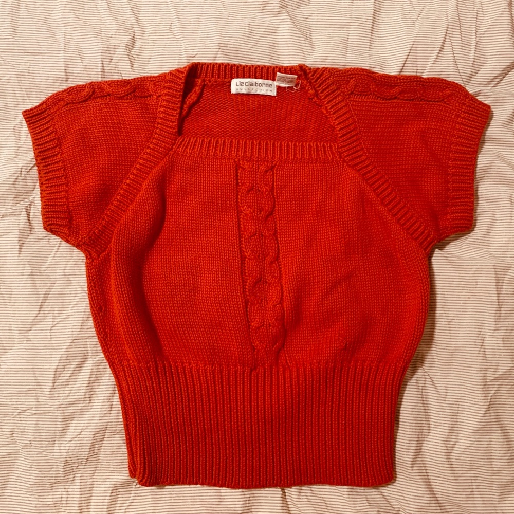 VINTAGE Liz Claiborne red knit cropped sweater